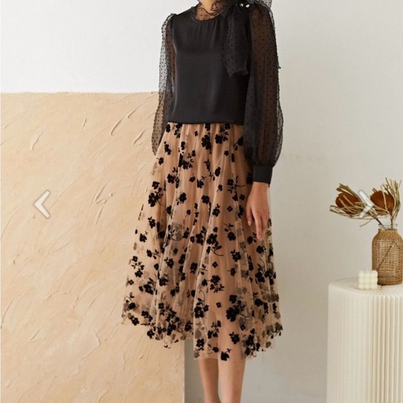 Mesh Tulle Double Layered Midi Skirt 💕 - Picture 6 of 8